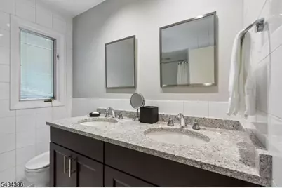 10 Hawthorne Ct, Morris Township, NJ 07960 - Photo 31