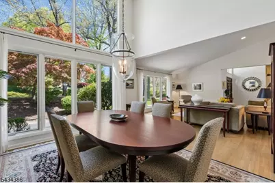 10 Hawthorne Ct, Morris Township, NJ 07960 - Photo 9
