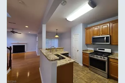 16 Scarlet Oak Dr, Montgomery Township, NJ 08540 - Photo 15