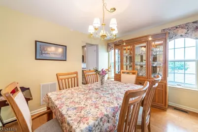 11 Burnham Dr, Pequannock Township, NJ 07444 - Photo 11