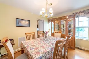 11 Burnham Dr, Pequannock Township, NJ 07444 - Photo 11