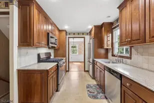 11 Kempshall Terrace, Fanwood, NJ 07023 - Photo 11
