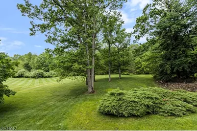 8 Deerwood Trl, Warren Township, NJ 07059 - Photo 25