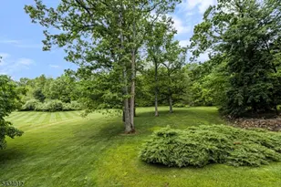 8 Deerwood Trail, Warren Township, NJ 07059 - Photo 25