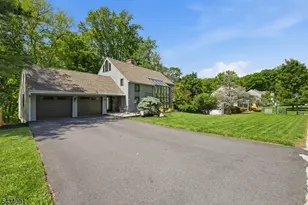 35 Mockingbird, Allamuchy Township, NJ 07840 - Photo 5
