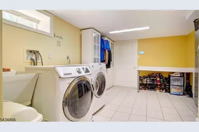 262 Northfield Ave, West Orange Township, NJ 07052 - Photo 23