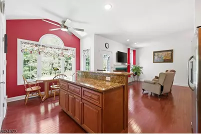 81 Washington Square Circle, Washington Boro, NJ 07882 - Photo 17