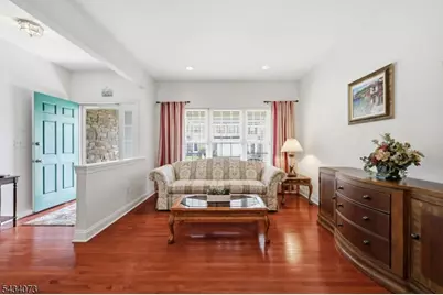 81 Washington Square Circle, Washington Boro, NJ 07882 - Photo 9