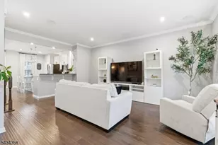 706 Bayside Ct, Old Bridge Township, NJ 08879 - Photo 5