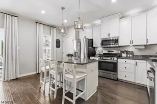 706 Bayside Ct, Old Bridge Township, NJ 08879 - Photo 7