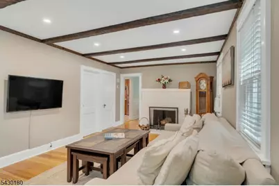 56 Highwood Rd, Parsippany, NJ 07834 - Photo 7