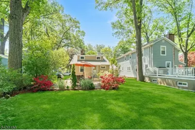 56 Highwood Rd, Parsippany, NJ 07834 - Photo 29