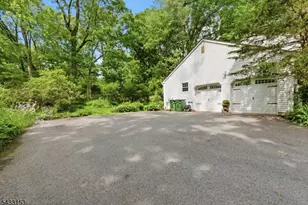 10 Liberty Woods Dr, Liberty Township, NJ 07838 - Photo 5