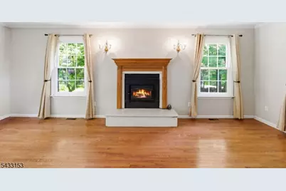 10 Liberty Woods Dr, Liberty Township, NJ 07838 - Photo 9