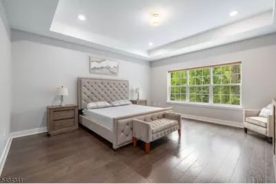 18 McCluskey Pl, Morris Plains, NJ 07950 - Photo 29