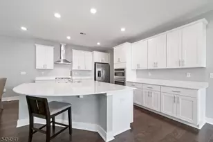 18 McCluskey Pl, Morris Plains, NJ 07950 - Photo 15