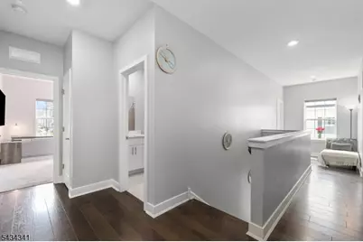 18 McCluskey Pl, Morris Plains, NJ 07950 - Photo 27