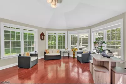 4 Sovereign Dr, Mount Olive, NJ 07836 - Photo 5