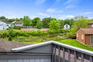210 Drake Ln, Roxbury Township, NJ 07852 - Photo 11
