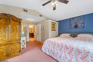 210 Drake Ln, Roxbury Township, NJ 07852 - Photo 9