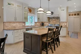 26 Rainbow Dr, Long Hill Township, NJ 07946 - Photo 9