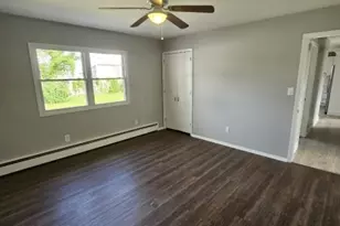 15 Dell Glen Ave, Lodi, NJ 07644 - Photo 11