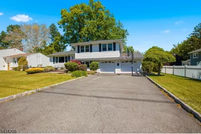 4 Rutgers Rd, Cranford Township, NJ 07016 - Photo 3