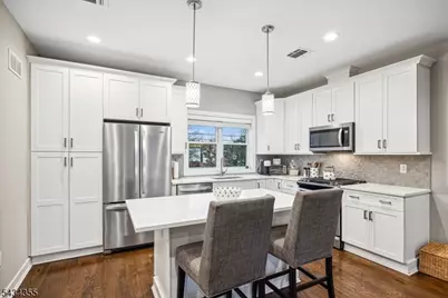 25 Stonybrook Cir #25, Fairfield Twp., NJ 07004 - Photo 13