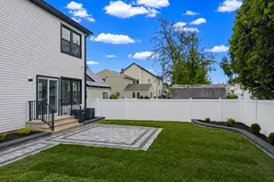 55 Long Hill Dr, Clifton, NJ 07013 - Photo 3