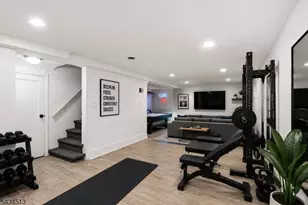 271 Fuller Terrace, Orange, NJ 07050 - Photo 11
