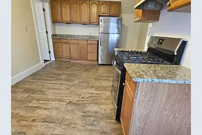 37 Van Pelt Pl #1, Little Falls Township, NJ 07424 - Photo 5