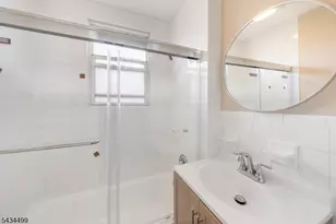 49-51 Caldwell Pl, Springfield, NJ 07081 - Photo 7