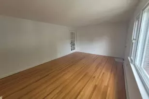 360 New York Ave, Lyndhurst Township, NJ 07071 - Photo 11