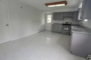 360 New York Ave, Lyndhurst Township, NJ 07071 - Photo 13