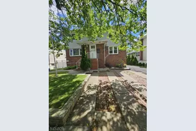 360 New York Ave, Lyndhurst Township, NJ 07071 - Photo 1