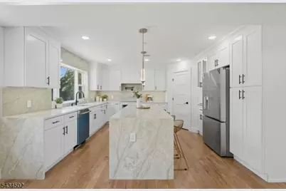 275 Longview Rd, Union Township, NJ 07083 - Photo 11