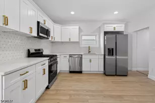 182 N Maple Ave, East Orange, NJ 07017 - Photo 7