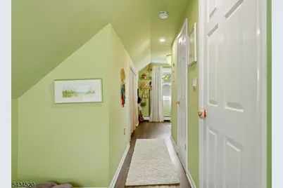 366 Maplewood Ave, Kenilworth, NJ 07033 - Photo 15