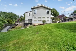 139 N Prospect St, Lopatcong Township, NJ 08865 - Photo 9