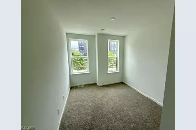 400 Willow St #405, Kearny, NJ 07032 - Photo 5