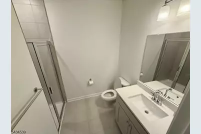 400 Willow St #405, Kearny, NJ 07032 - Photo 9