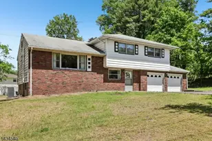 1355 Ratzer Rd, Wayne, NJ 07470 - Photo 3