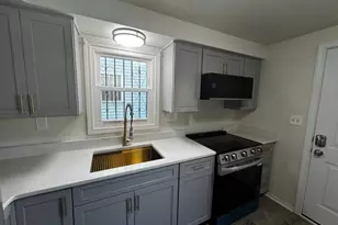 117 16th Ave, Newark, NJ 07103 - Photo 3