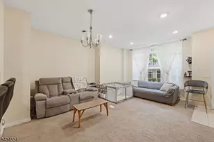 13 Dahlia Ln, Garfield, NJ 07646 - Photo 7