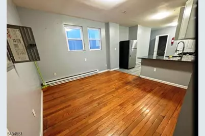 25 Maple Ave, Irvington, NJ 07111 - Photo 3