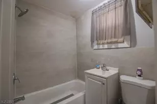97 Ege Ave, Jersey City, NJ 07305 - Photo 9