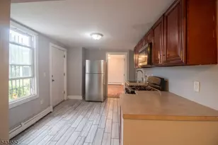 97 Ege Ave, Jersey City, NJ 07305 - Photo 5