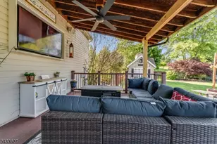15 Foxwood Ln, Lopatcong Township, NJ 08865 - Photo 33