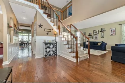 15 Foxwood Ln, Lopatcong Township, NJ 08865 - Photo 7