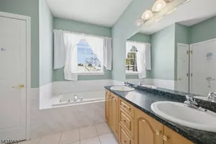 56 Kensington Cir, White Township, NJ 07823 - Photo 25